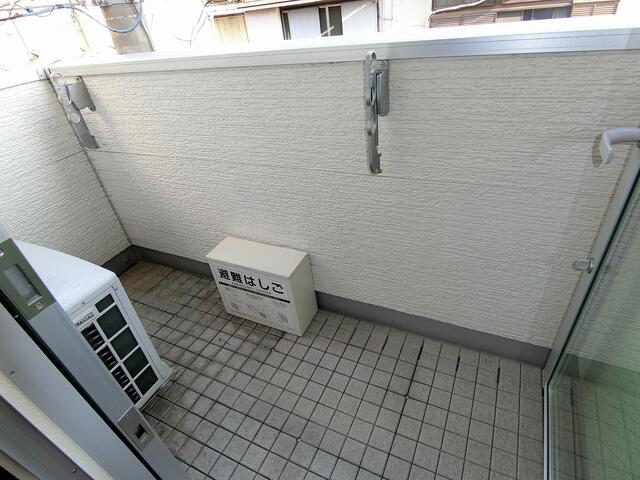 バルコニー　同建物別部屋参考
