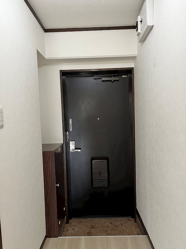 玄関　別号室