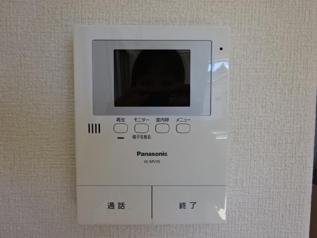 居室・リビング　カメラ付インターホン