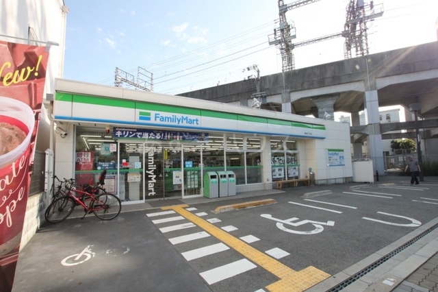 コンビニ　ファミリーマート桑津五丁目店（コンビニ）まで789m
