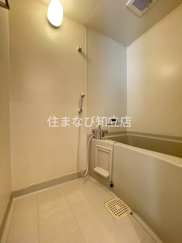 バス・シャワールーム　同型タイプ