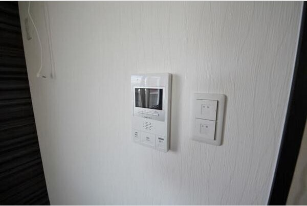 セキュリティ　防犯面に配慮したＴＶモニターホン付きです！