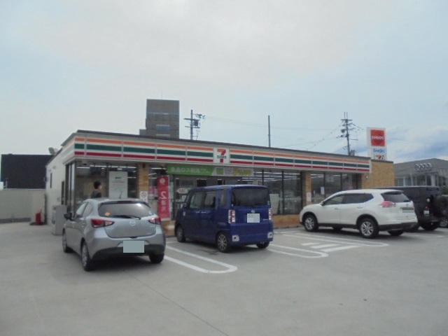 コンビニ　セブンイレブン 栗東中央店（コンビニ）まで640m