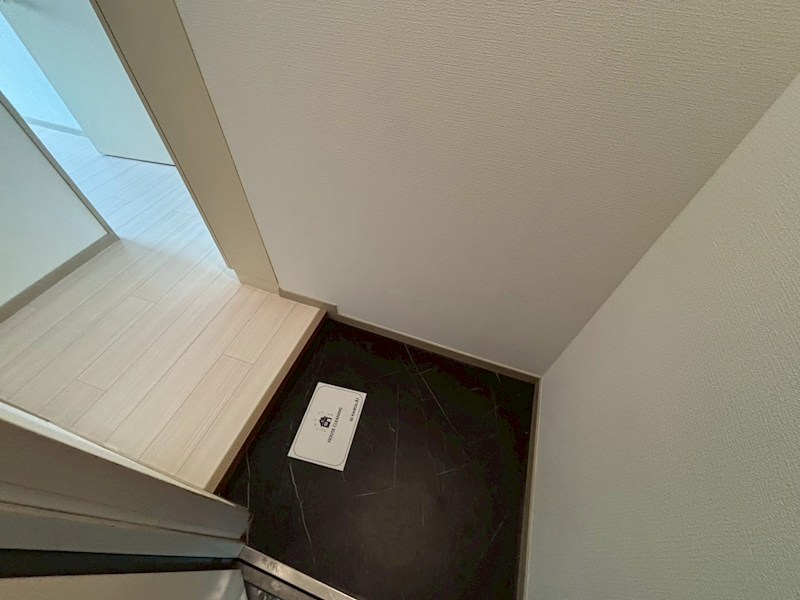 玄関　※別部屋写真参照