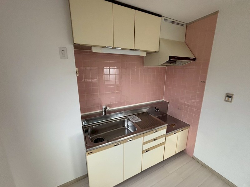キッチン　※別部屋写真参照