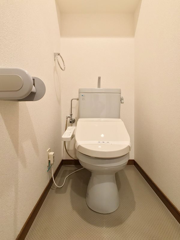 トイレ　参考画像