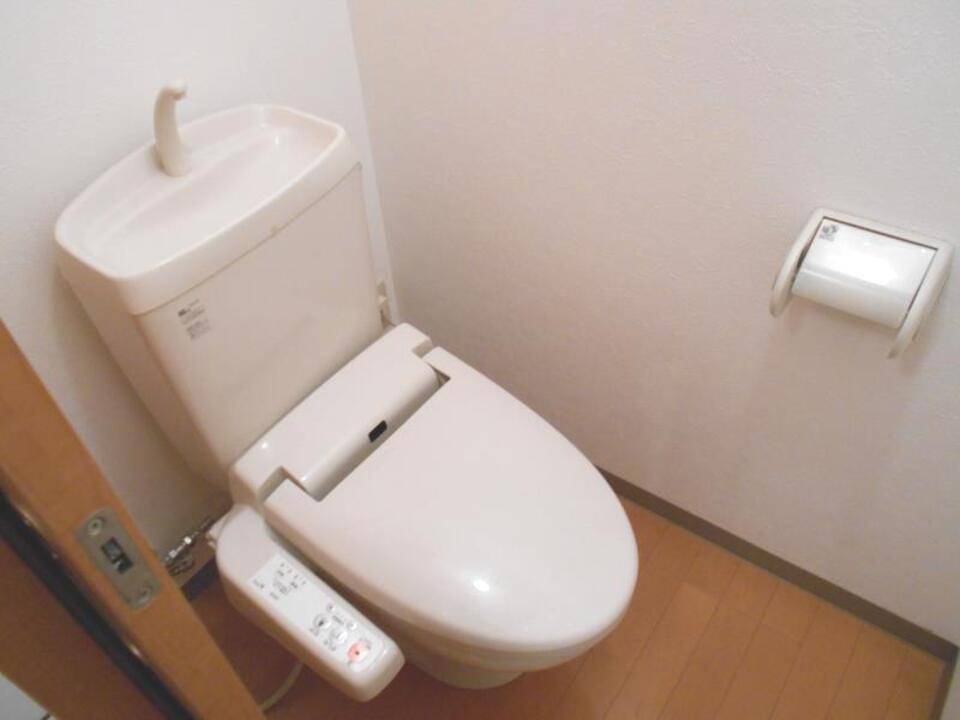 トイレ　トイレ
