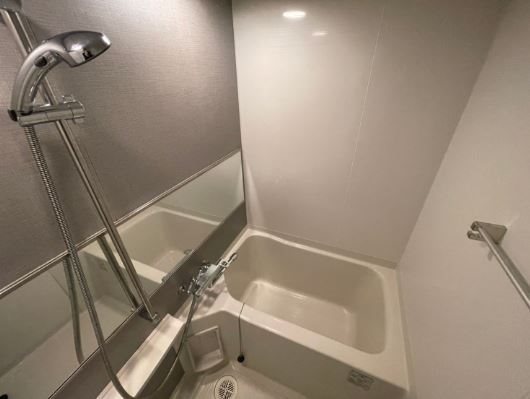 バス・シャワールーム　バスルームです。※別号室の参考写真になります。
