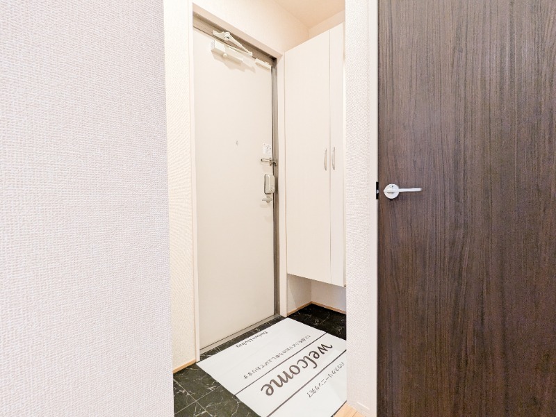 玄関　図面と現状に相違がある場合には現状を優先