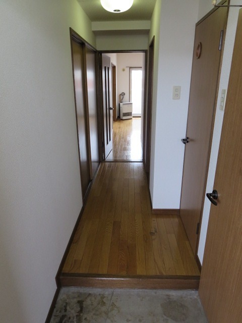 玄関　※別号室参照