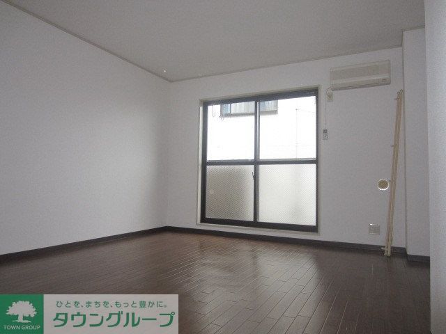 居室・リビング　広いお部屋ですよ。