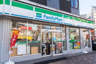 コンビニ　ファミリーマート墨田菊川駅前店（コンビニ）まで260m