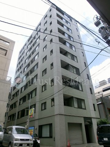 建物外観　オートロック、モニター付きインターホン、宅配BOX、敷地内ゴ