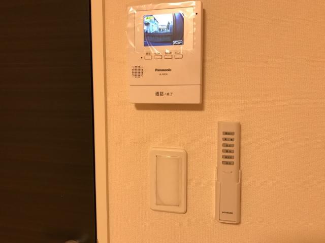セキュリティ　カメラ付インターホン（イメージ）