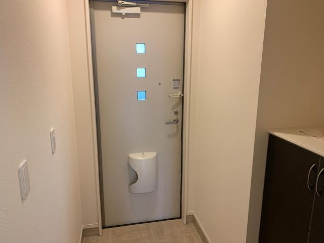 玄関　玄関（イメージ）