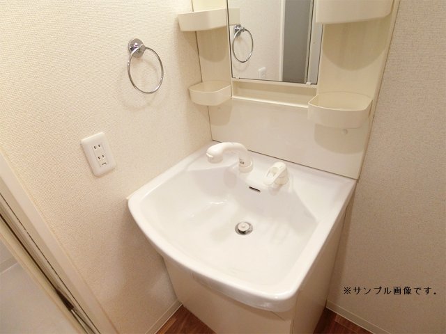 レジュールアッシュ梅田EASTの内装写真