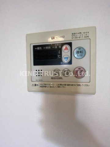 バス・シャワールーム　コンパクトで使いやすいお風呂です