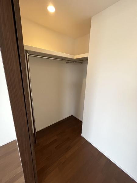 収納　ウォークインクローゼットです
