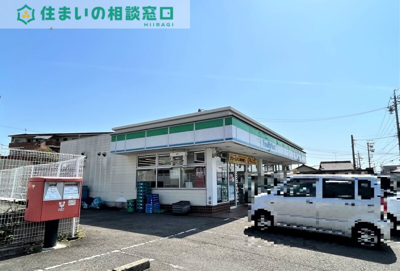 コンビニ　ファミリーマート岩本宇頭店（コンビニ）まで615m
