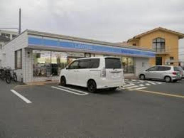 コンビニ　ローソン堺草尾南店（コンビニ）まで557m