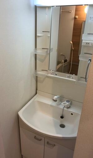 洗面設備　別のお部屋の参考写真です