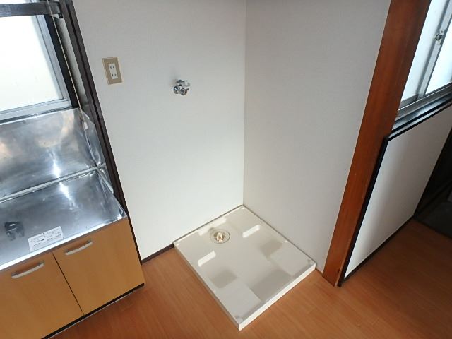 その他設備　室内洗濯機置場がございます。