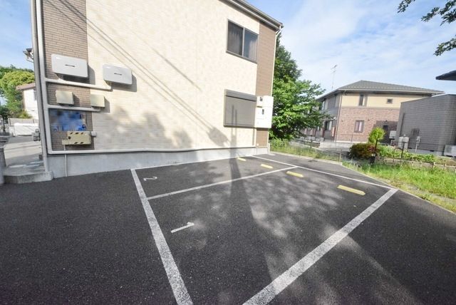 駐車場　駐車場