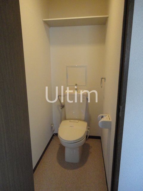 トイレ　別部屋のお写真です。ご参考までに！
