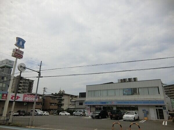 コンビニ　ローソン堺百舌鳥赤畑町店（コンビニ）まで205m