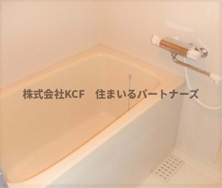 バス・シャワールーム　落ち着いた空間のお風呂です