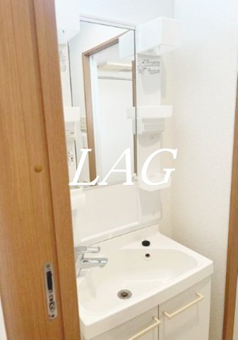 洗面設備　洗面台です。