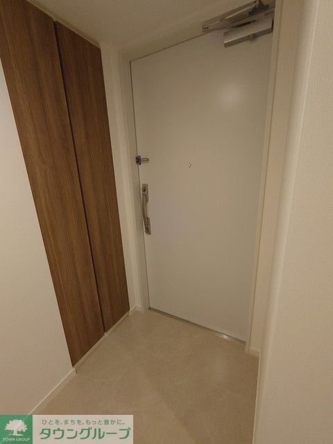 玄関　※写真は同タイプ住戸です。