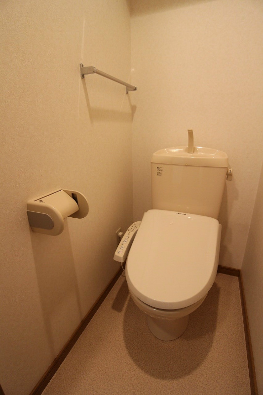 トイレ　写真準備中のため、別室を参照しています。