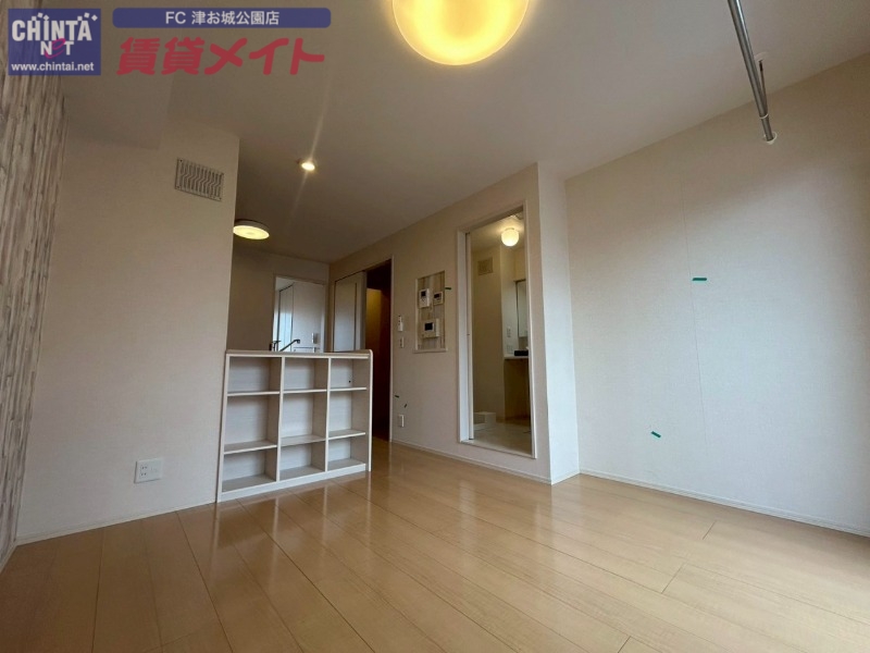 居室・リビング　別部屋同型タイプ