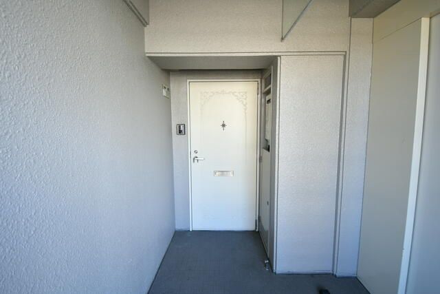 ネオハイツ木町通の玄関写真