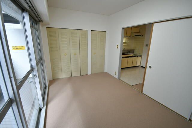 ネオハイツ木町通の居間写真