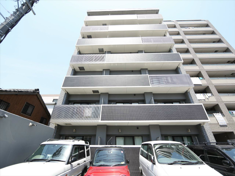 建物外観　外観　防犯カメラ　オートロック