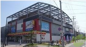 コンビニ　デイリーヤマザキJR須磨海浜公園駅前店（コンビニ）まで30m