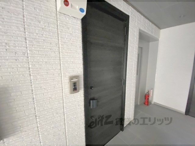 シャーメゾンアペルタ森北の玄関写真