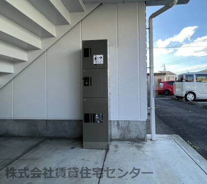 エントランス　宅配BOX