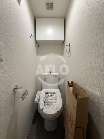 トイレ　セレニテ蒲生四丁目駅前アリエ　トイレ