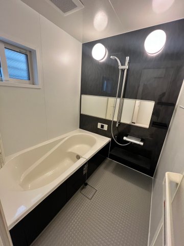バス・シャワールーム　別のお部屋の写真です