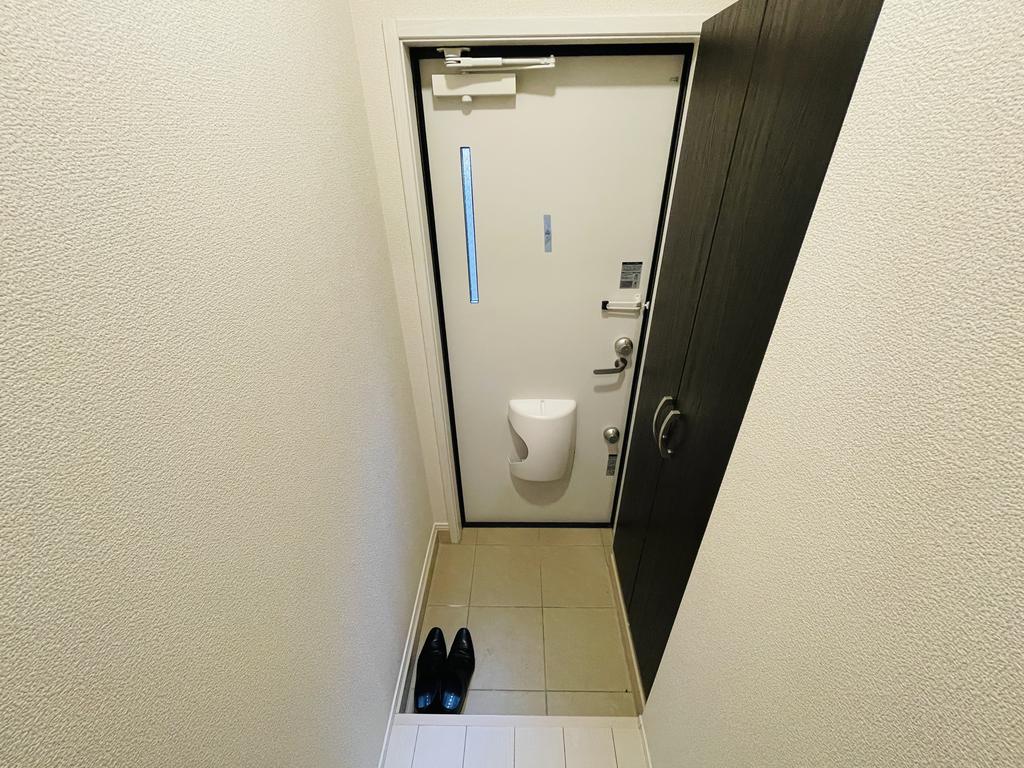 八軒ヴィラの玄関写真