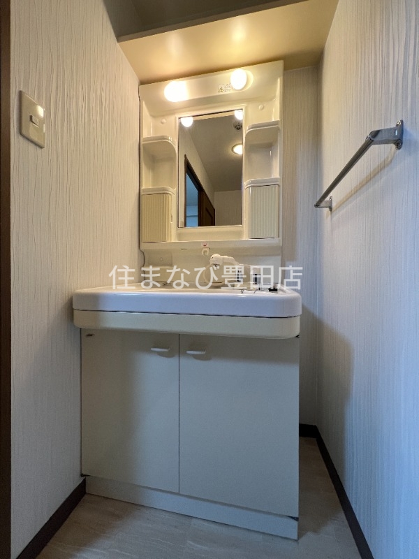 洗面設備　同型別部屋写真