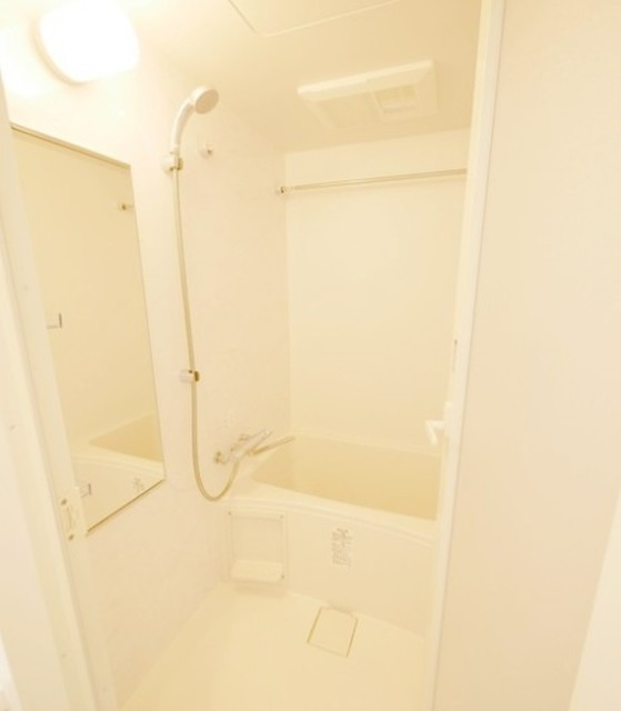 バス・シャワールーム　別部屋参考写真