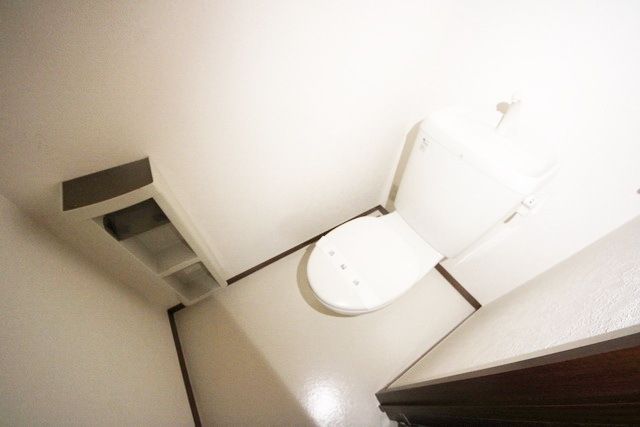 トイレ　同物件別部屋奢侈
