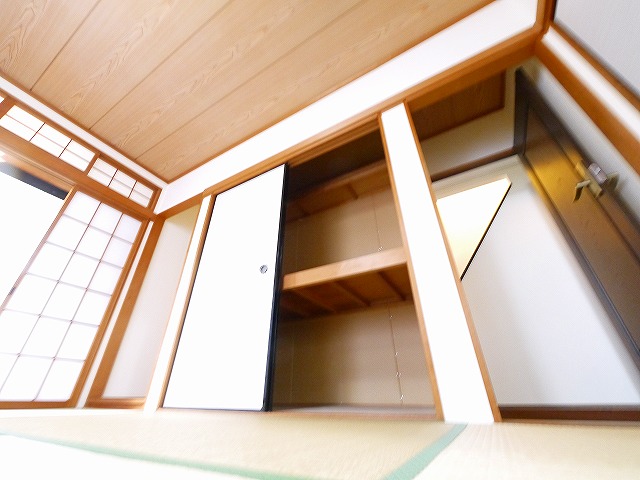 西大寺宝ヶ丘戸建の内装写真