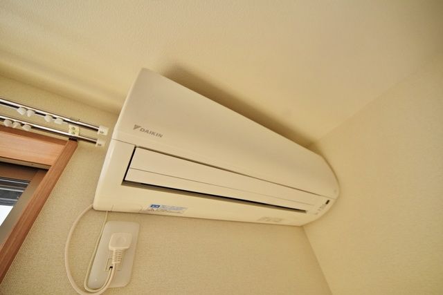 その他　★エアコン★
