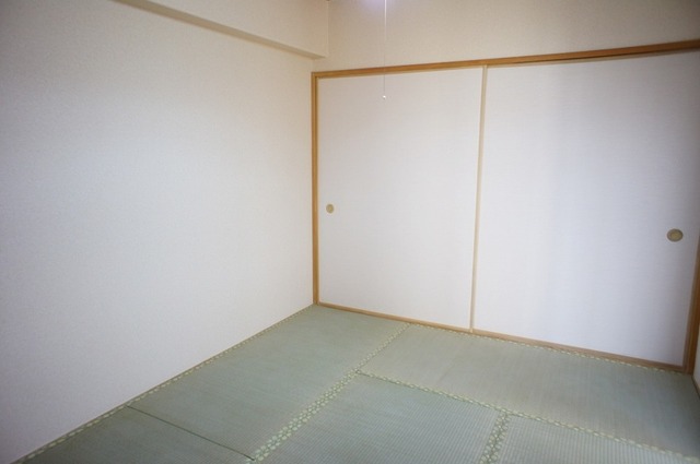 日商岩井溝の口マンション A棟の内装写真