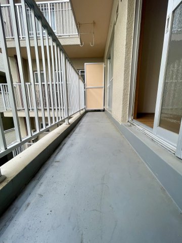 阪急千里線 南千里駅 徒歩9分 5階建 築51年の内装写真